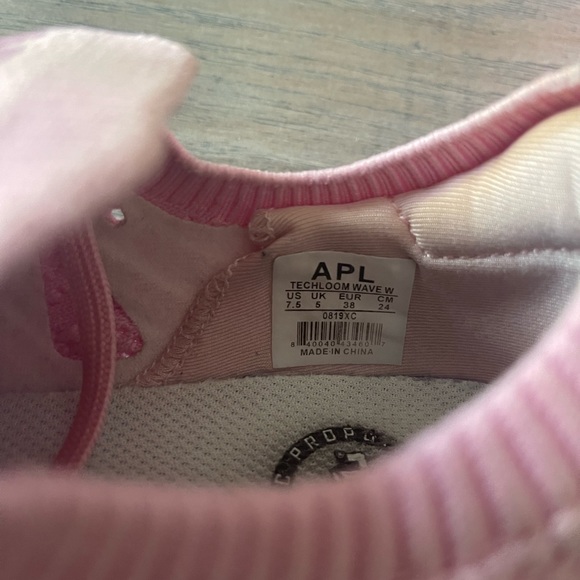 APL techloom wave tennis shoes - Picture 4 of 4